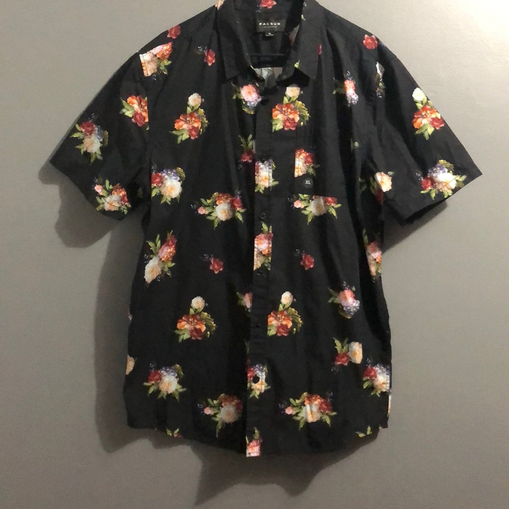 Men’s pacsun black short sleeve button up size XL